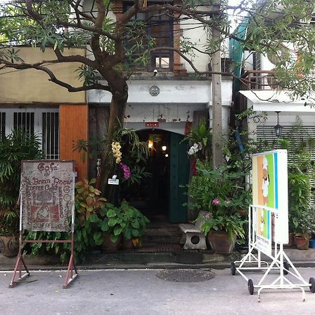 Отель Cafe De Baan Raow Бангкок Экстерьер фото
