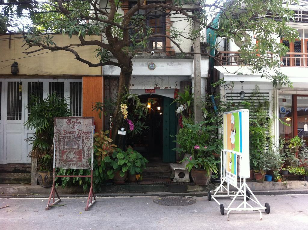 Отель Cafe De Baan Raow Бангкок Экстерьер фото